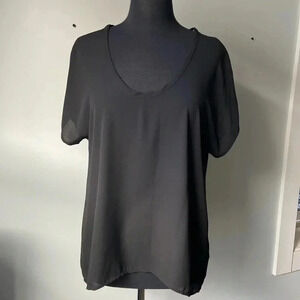 Lush | Short Sleeve Scoop Neck  Top